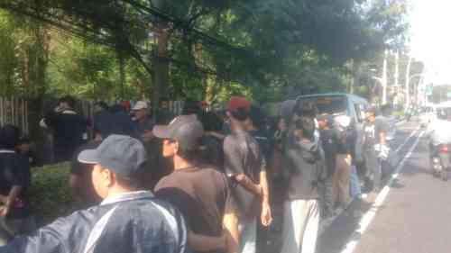 IMG-20260710-WA0047 Gerakan Mahasiswa & Pemuda Anti Korupsi Datangi Polda Metro Jaya, Lanjut Berunjuk Rasa ke KPK