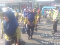 AIPTU Asep Kusheri Laksanakan PECAK Sore Hari, Wujudkan Kamseltibcar Lantas di Jalan Raya Serang Cikupa