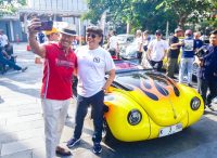 Hadiri Karnaval VW Kodok Di Sarinah Thamrin, Bamsoet Dorong Komunitas Otomotif Jadi Penggerak Ekonomi Kreatif