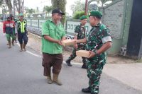 Jum'at Berkah, Kodim 0908/Bontang Wujudkan Kepedulian Melalui Aksi Berbagi