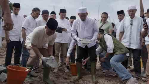 WhatsApp Image 2026-07-12 at 14.29.42 Peletakan Batu Pertama Masjid Al Kautsar, Panglima TNI Dorong Penguatan Nilai Keagamaan dan Kebersamaan Masyarakat