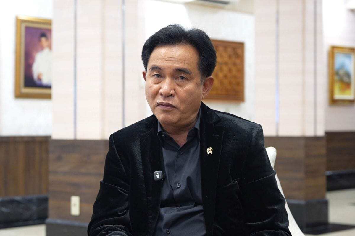 Yusril tegaskan tak pernah perintahkan pembekuan rekening aktivis Pati Yusril tegaskan tak pernah perintahkan pembekuan rekening aktivis Pati