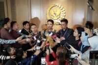 Audiensi DPR dengan Guru Honorer: Meminta Kepastian Status Kepegawaian