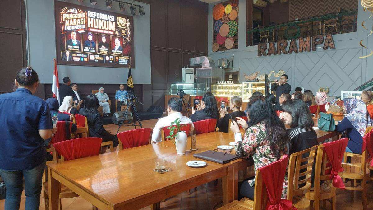 Jan S Marinka, Elza Syarief, dan Ronny Sompie Dorong Reformasi Hukum untuk Pulihkan Kepercayaan Masyarakat