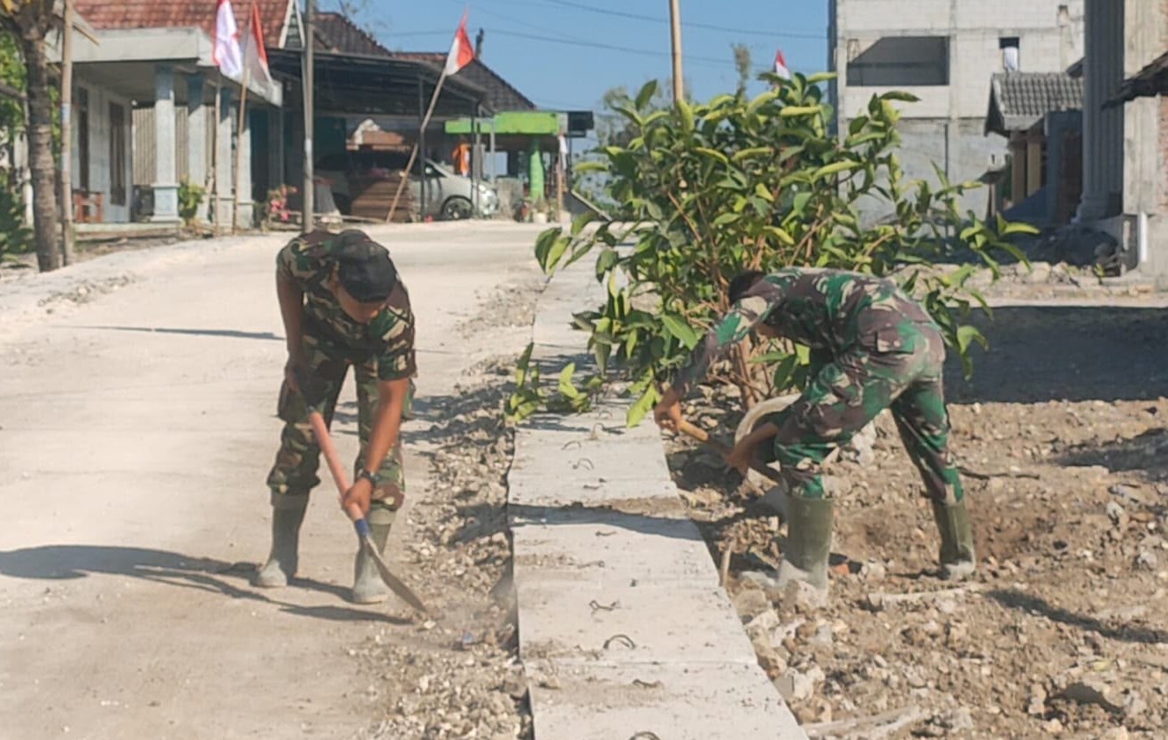 IMG-20260807-WA0068 Merajut Asa di Dusun Krebet: Satgas TMMD 129 Bojonegoro dan Warga Kompak Perkuat Drainase