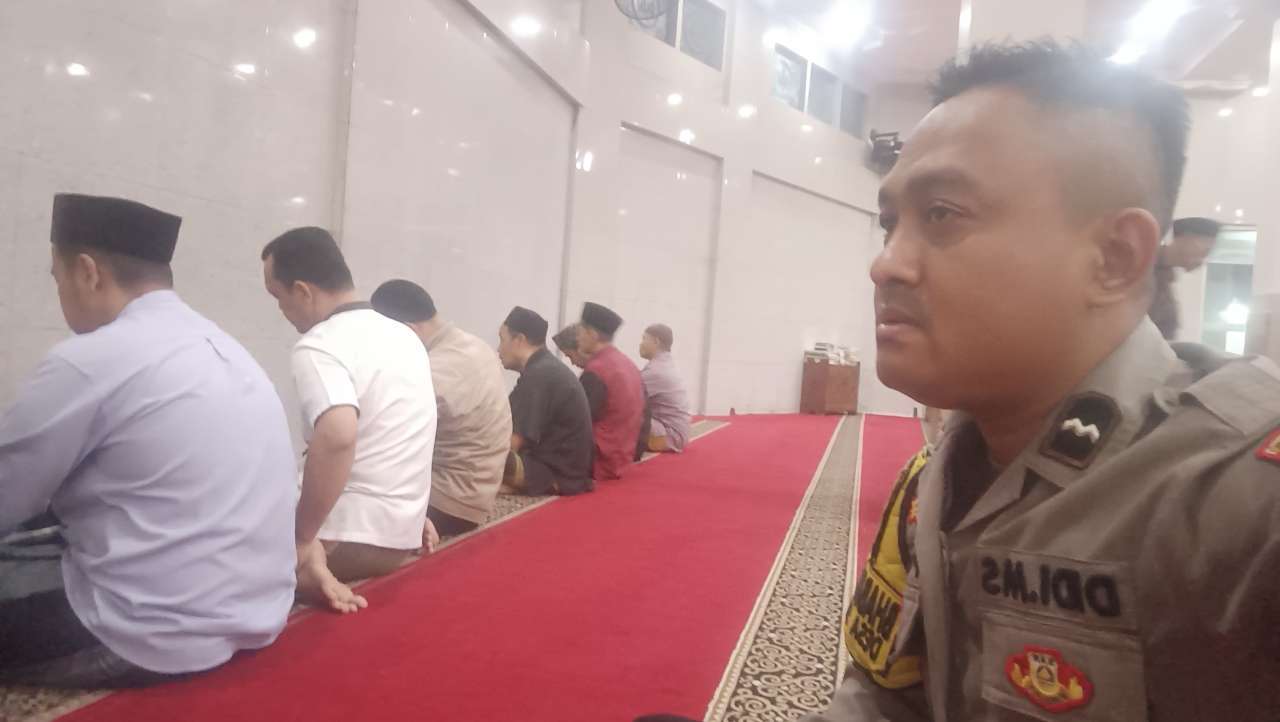 IMG-20260816-WA0053 Bhabinkamtibmas Polsek Cikupa Gelar Suling, Sampaikan Pesan Kamtibmas kepada Jamaah