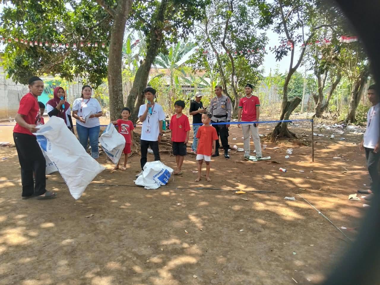 IMG-20260817-WA0035 Aipda Ilyas Hadiri Perlombaan HUT ke-81 RI di Sukamulya, Perkuat Silaturahmi dengan Warga