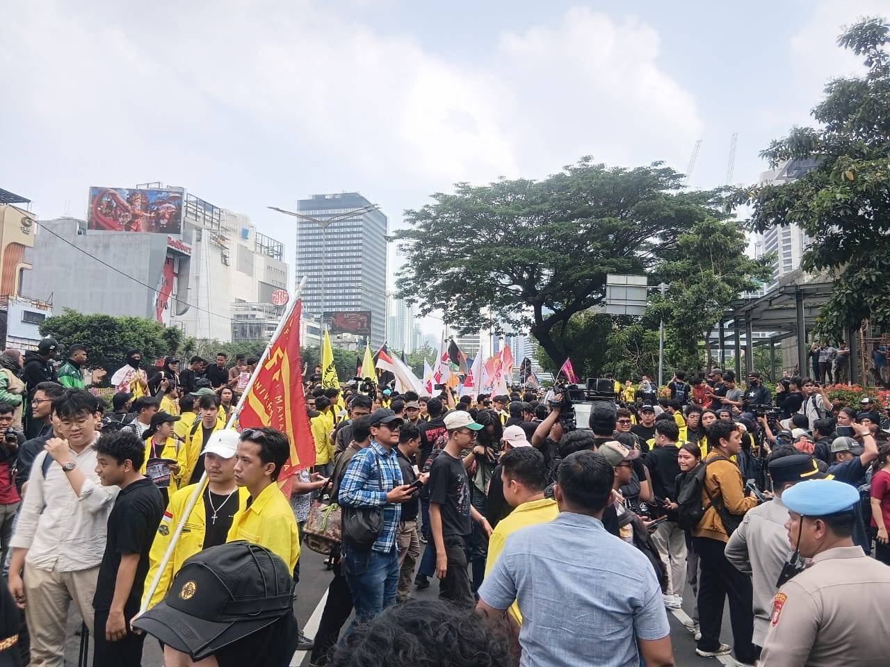 IMG-20260818-WA0035 Aliansi Nasional Menggugat Kemerdekaan Sampaikan 8 Tuntutan di Depan Gedung UOB