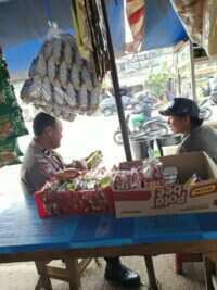 Aipda S. Hamdi Sambangi Warung Warga Cikupa, Serap Aspirasi dan Perkuat Kamtibmas