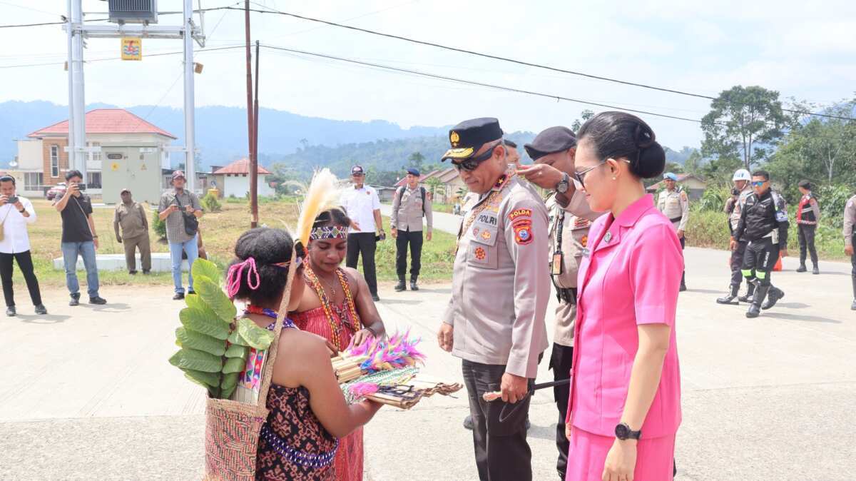 Kapolda Papua Barat Daya Kunjungan Kerja ke Polres Tambrauw, Perkuat Sinergi dan Kamtibmas