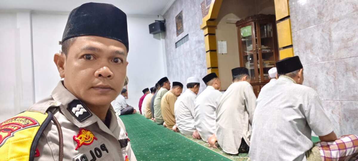IMG-20260827-WA0020 Bhabinkamtibmas Polsek Cikupa Laksanakan Subuh Keliling, Perkuat Silaturahmi dengan Warga Sukamulya