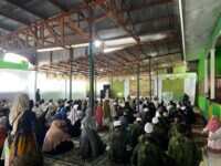 Ciptakan Suasana Aman dan Khidmat, Satgas Yonif 2 Marinir Amankan Perayaan Maulid Nabi Muhammad SAW di Deiyai