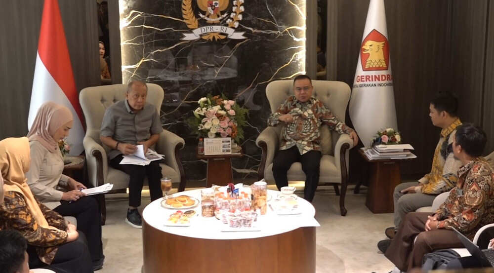 Guru Non-ASN audiensi dengan DPR, minta kepastian status 2027 Guru Non-ASN audiensi dengan DPR, minta kepastian status 2027