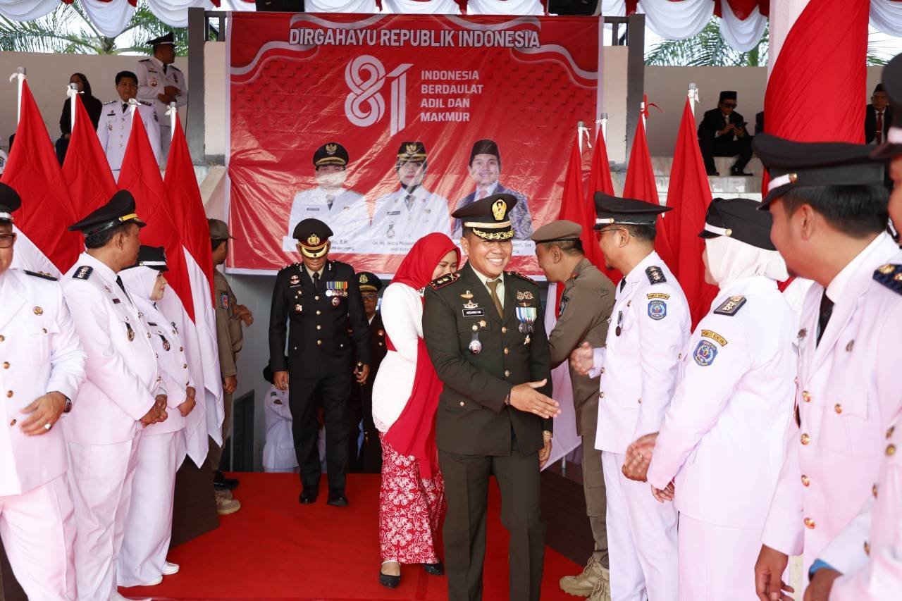 Dandim 0908/Bontang Hadiri Upacara Peringatan Detik-Detik Proklamasi HUT Ke-81 Kemerdekaan RI