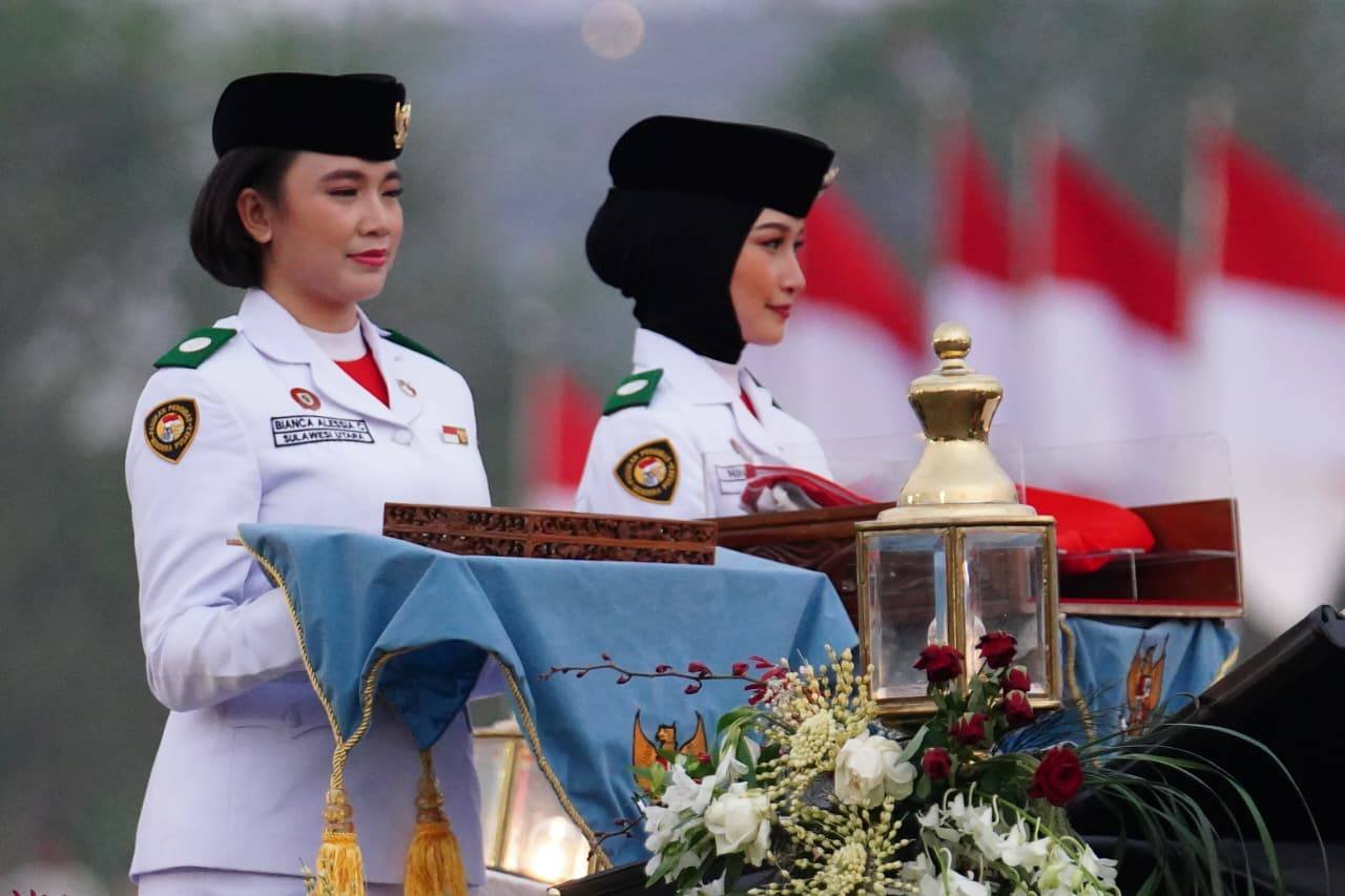 WhatsApp Image 2026-08-18 at 11.39.59(3) Panglima TNI Hadiri Upacara Penurunan Bendera Sang Merah Putih di Istana Merdeka
