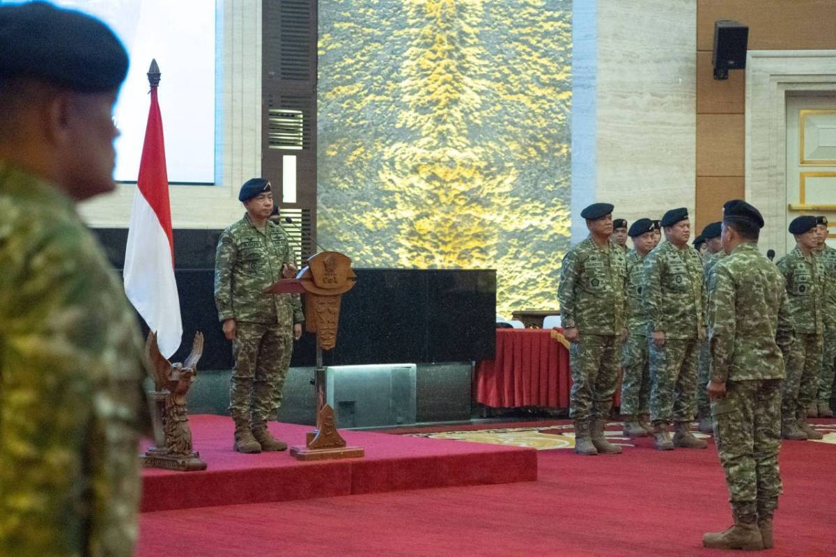 WhatsApp Image 2026-08-20 at 17.06.52(1) Panglima TNI Beri Penghargaan Istimewa Atas Aksi Heroik Dua Prajurit TNI di Masjid Baiturrahman