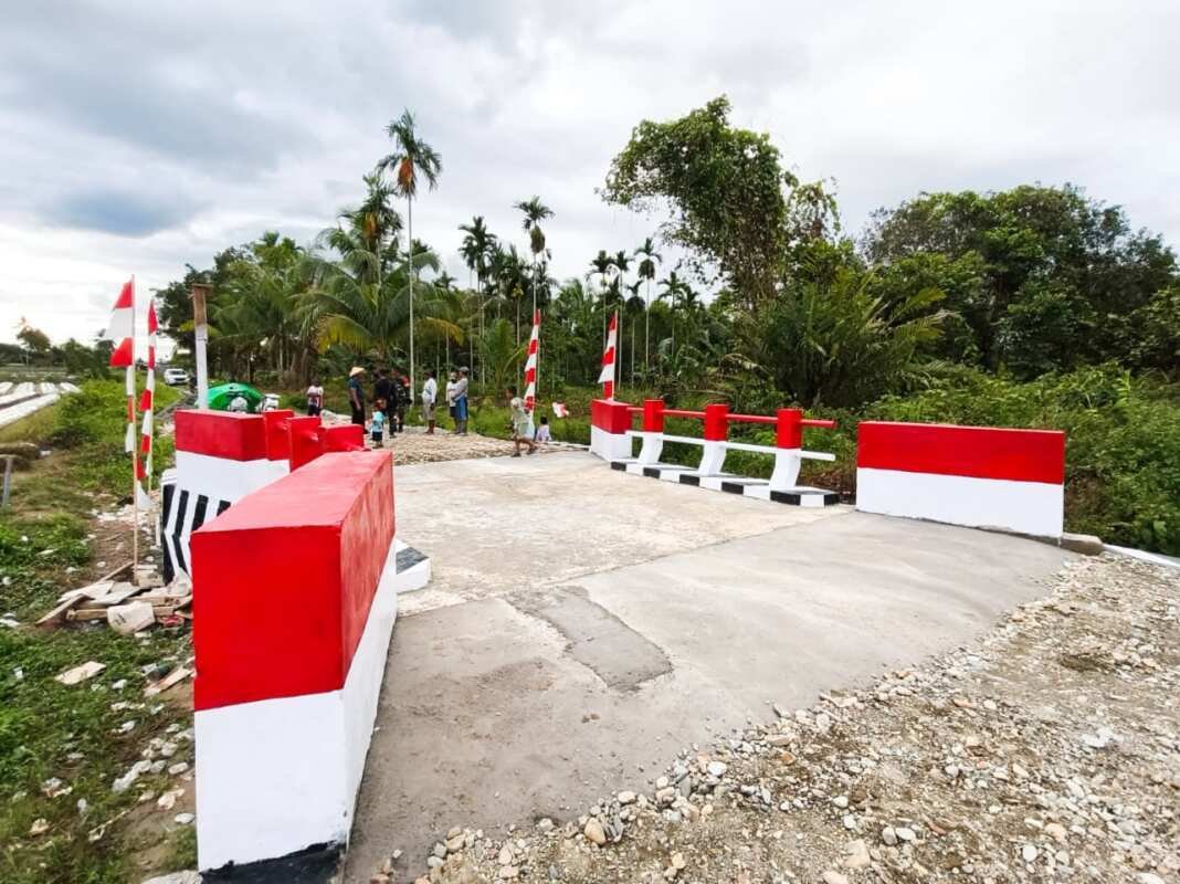 Kodim 1710/Mimika Rampungkan Jembatan Beton di Kelurahan Kamoro Jaya dan Wonosari Jaya