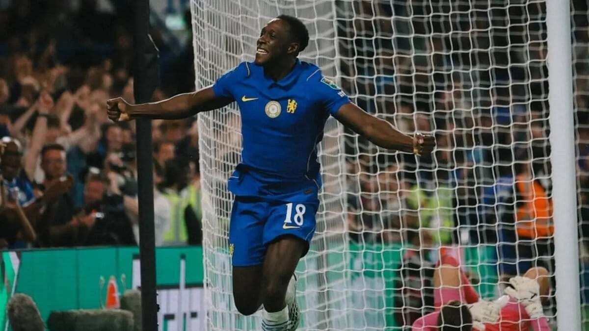 Danny Welbeck Bawa Chelsea Menang di Carabao Cup Danny Welbeck Bawa Chelsea Menang di Carabao Cup