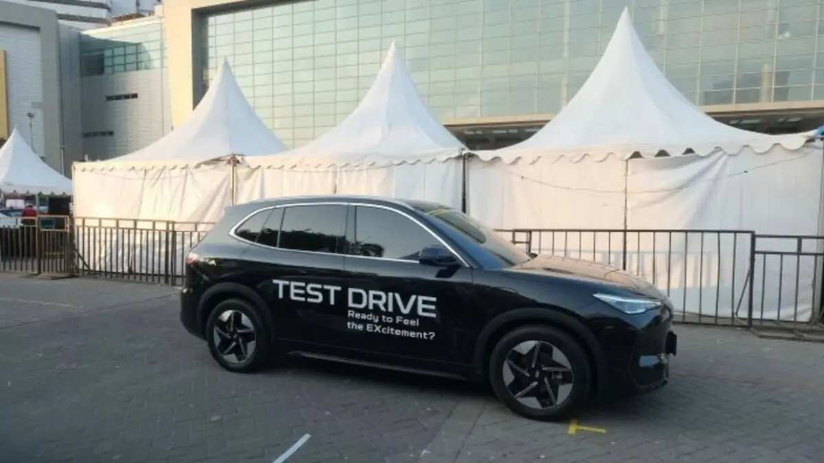 Menjelajahi Mobil Baru di GIIAS Surabaya 2026 Menjelajahi Mobil Baru di GIIAS Surabaya 2026