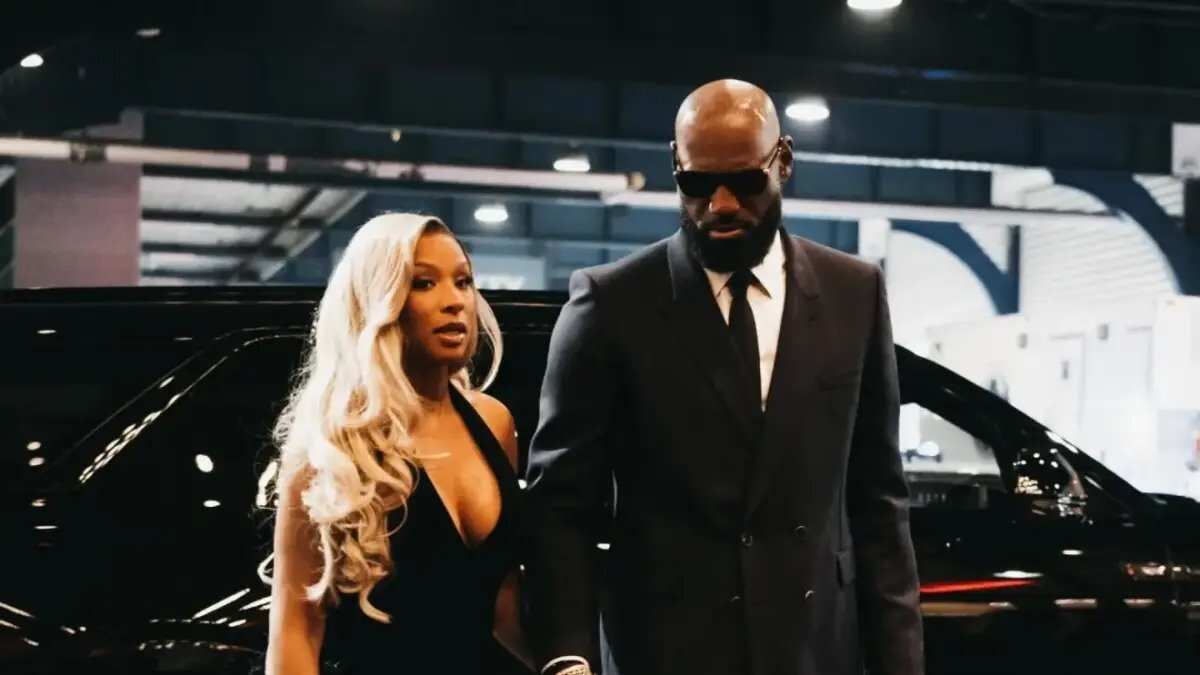 LeBron James Rayakan Ulang Tahun Istri dengan Penghormatan Spesial LeBron James Rayakan Ulang Tahun Istri dengan Penghormatan Spesial