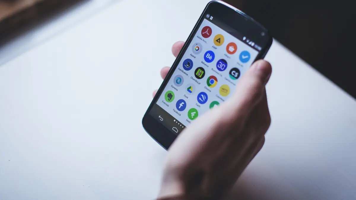 Faktor-Faktor yang Menyebabkan Hp Android Cepat Panas