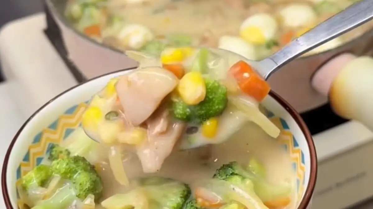 Sup Ayam Brokoli Creamy: Resep Enak dan Mengenyangkan
