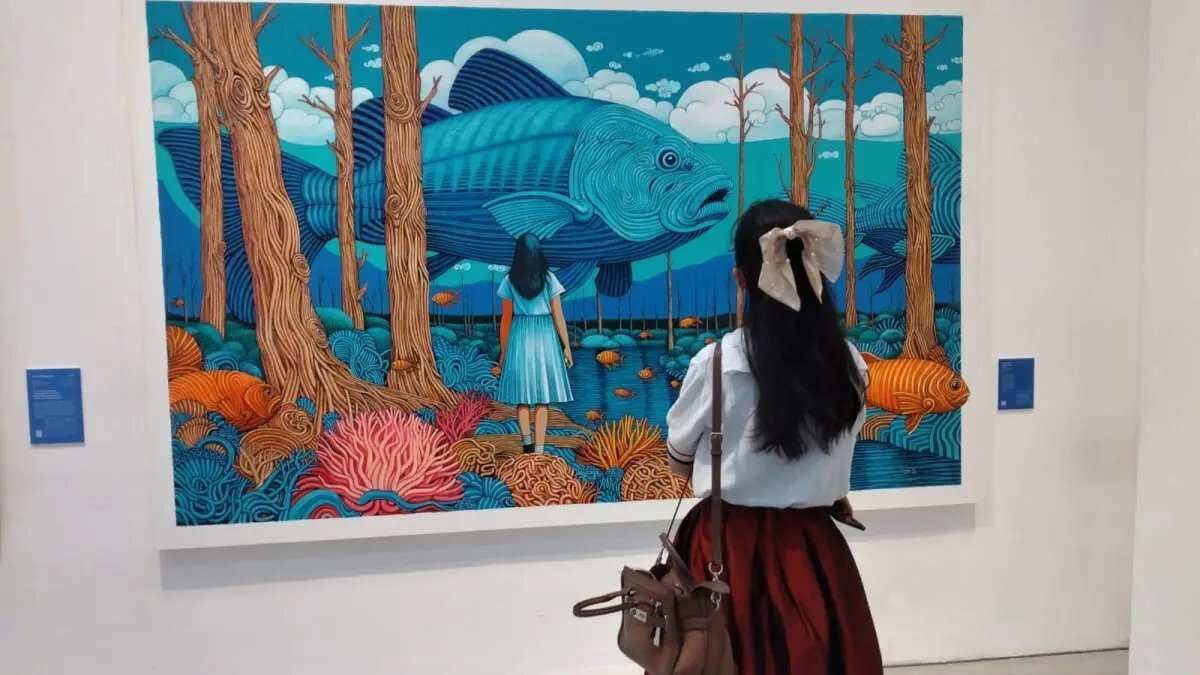 Pesan Lingkungan dalam Pameran Seni untuk Perdamaian Pesan Lingkungan dalam Pameran Seni untuk Perdamaian