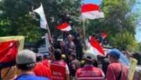 Demonstrasi Jukir di Balai Kota Surabaya: Memohon Perubahan Kebijakan Parkir