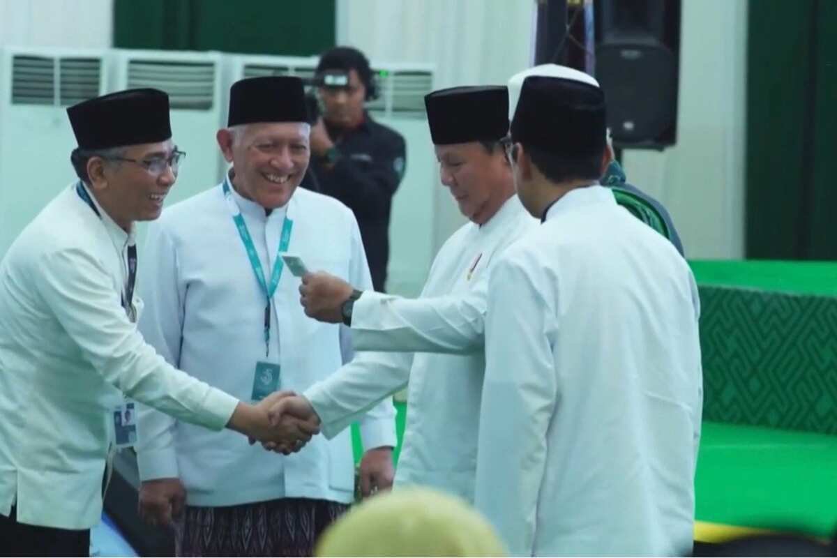 Prabowo Subianto Terima Kartu Anggota NU di Jombang