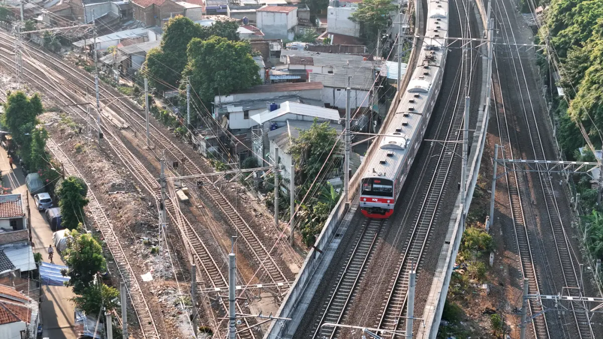 Kembalinya Normal Jalur KRL Tanah Abang-Rangkasbitung Pasca Aksi Demonstrasi