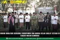 Kodim 0906/Kkr Bersama Forkopimda Dan Warga Gelar Sholat Istisqa Di Tengah Musim Kemarau