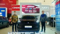 GAC Indonesia Luncurkan Kendaraan Listrik di GIIS Surabaya 2026