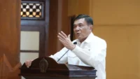 Mengawasi Aksi Demonstrasi di DPR: Tindakan Menko Polkam