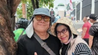 Demo Pasangan Suami Istri dari Bogor untuk Masa Depan Anak Cucu