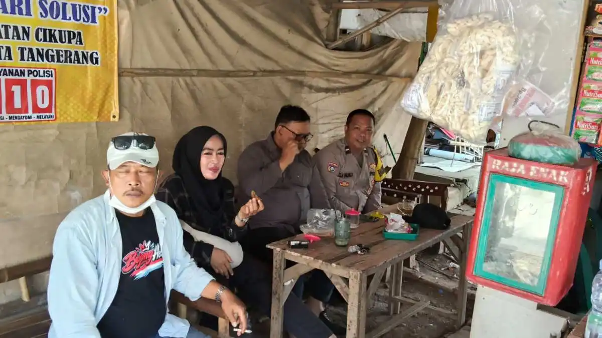 Warbin, Bhabinkamtibmas Desa Bojong Dekatkan Diri dengan Warga
