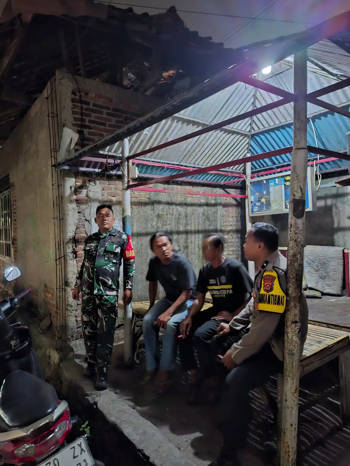 Sambangi Pos Satkamling, Aipda S. Hamdi Perkuat Kamtibmas di Desa Cikupa