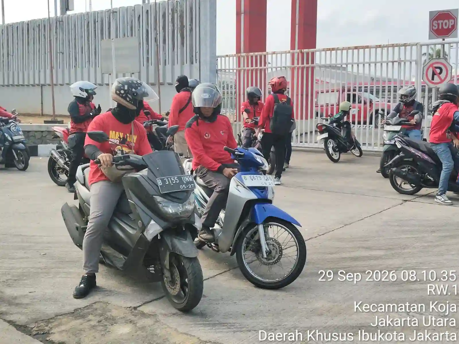 IMG-20260929-WA0011 Sekitar 30 Massa SP Migas Pertamina Patra Niaga Berangkat ke DPR/MPR dari Jakarta Utara
