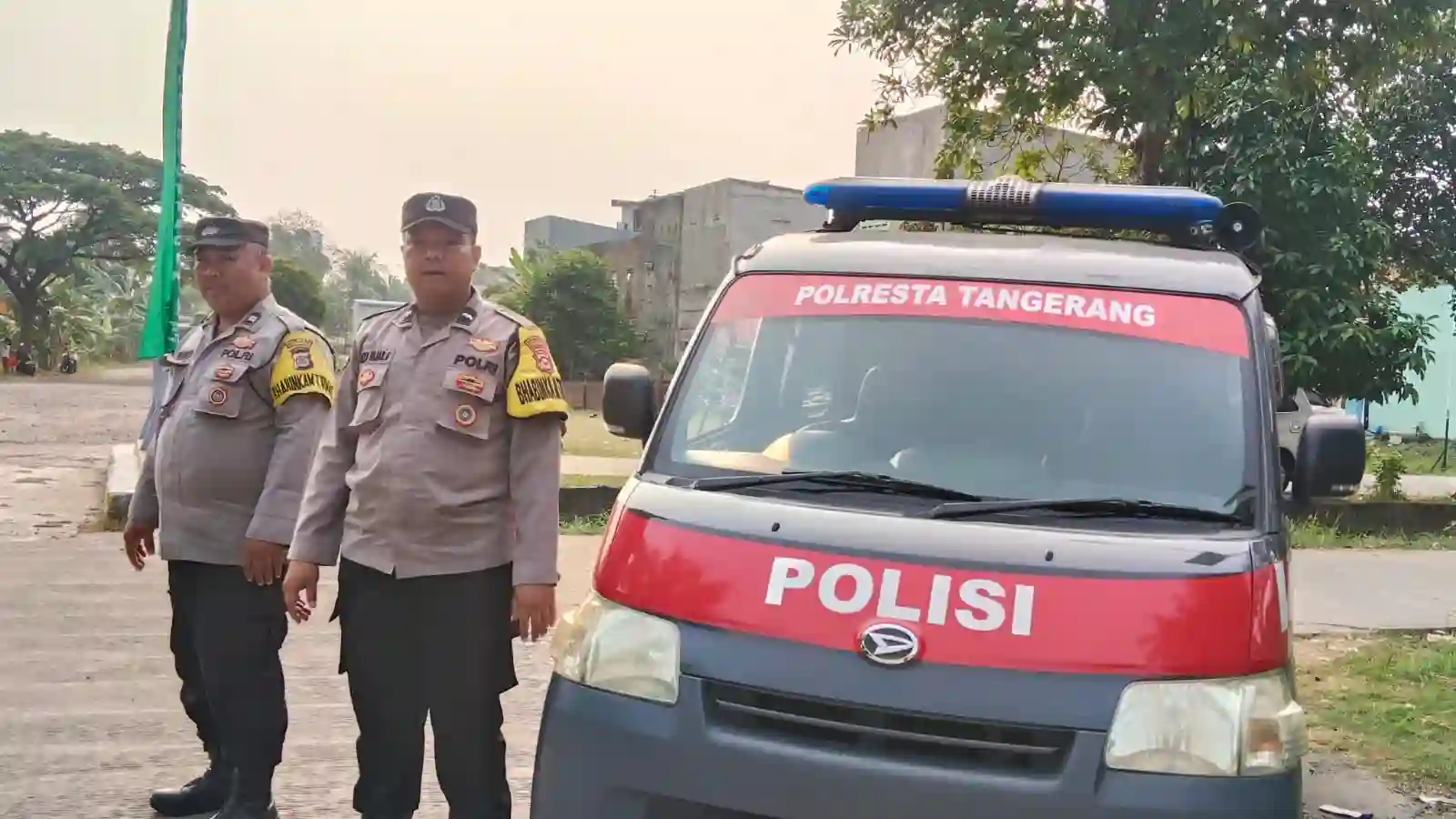 Patroli Public Address, Polsek Cikupa Imbau Warga Cegah Karhutla