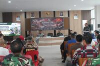 TIM PENYULUH KARHUTLA MABES TNI BERSAMA PASIS DIKREG 56 SESKO TNI EDUKASI MASYARAKAT SAMARINDA SEBERANG PENTINGANYA TENTANG KARHUTLA