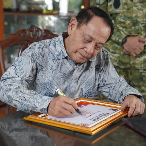 Pesan Jenderal TNI (Purn) Endriartono Sutarto : TNI Harus Terus Menjadi Pelopor Perjuanngan Bangsa Meraih Kejayaan