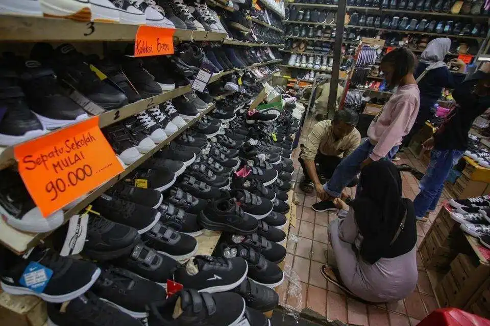 Peluang Baru untuk Industri Alas Kaki di Pasca Musim Sekolah