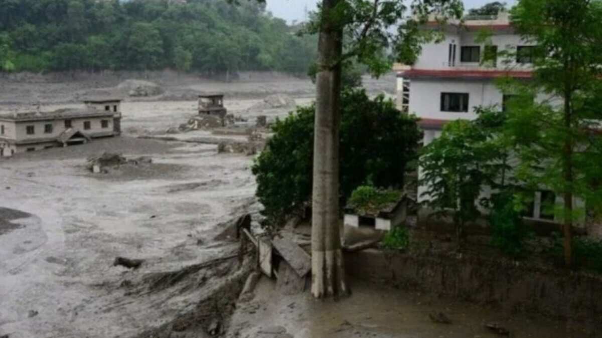 Tragedi Banjir Bandang Nepal: Korban dan Upaya Penyelamatan