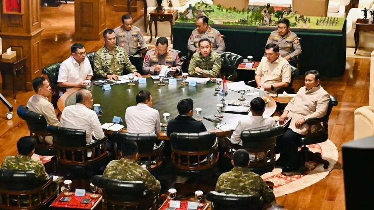 Prabowo Panggil Panglima dan Kapolri Terkait Penanganan Karhutla
