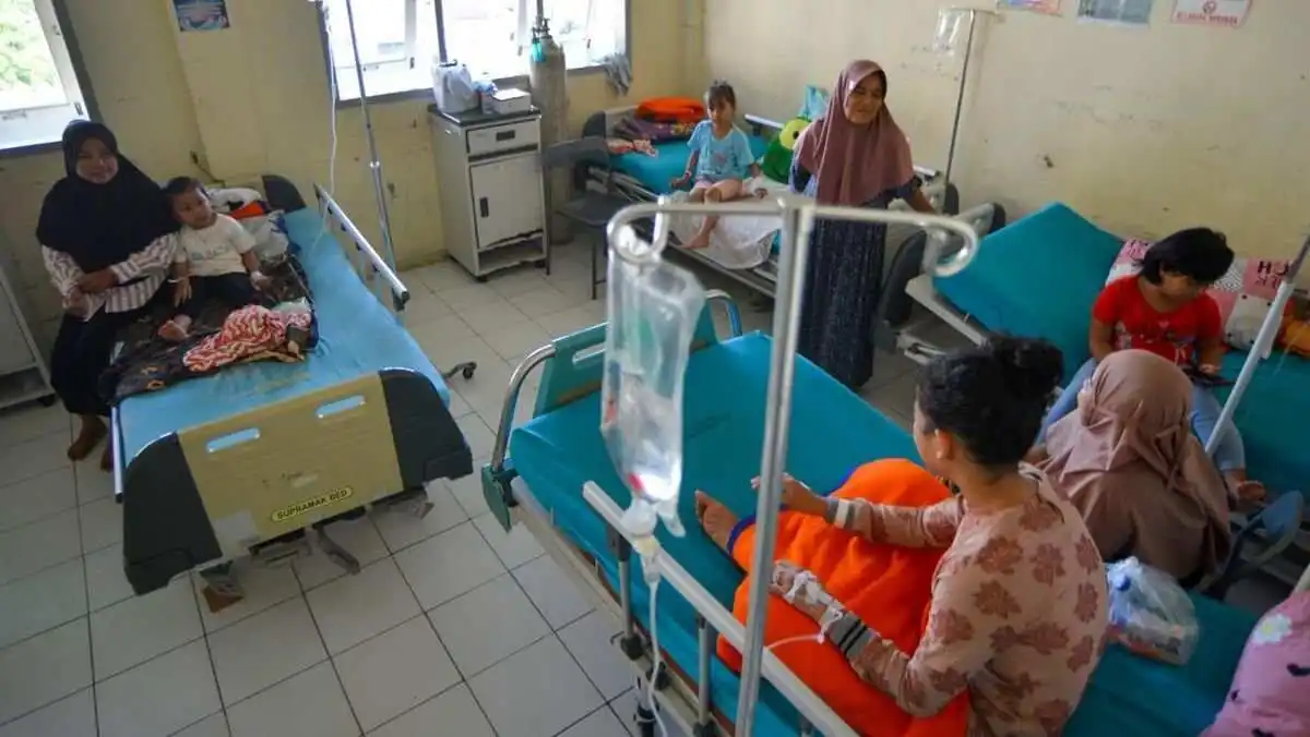 Keracunan Massal di Agam, Sumatera Barat: 334 Siswa dan Guru Terkena Dampak