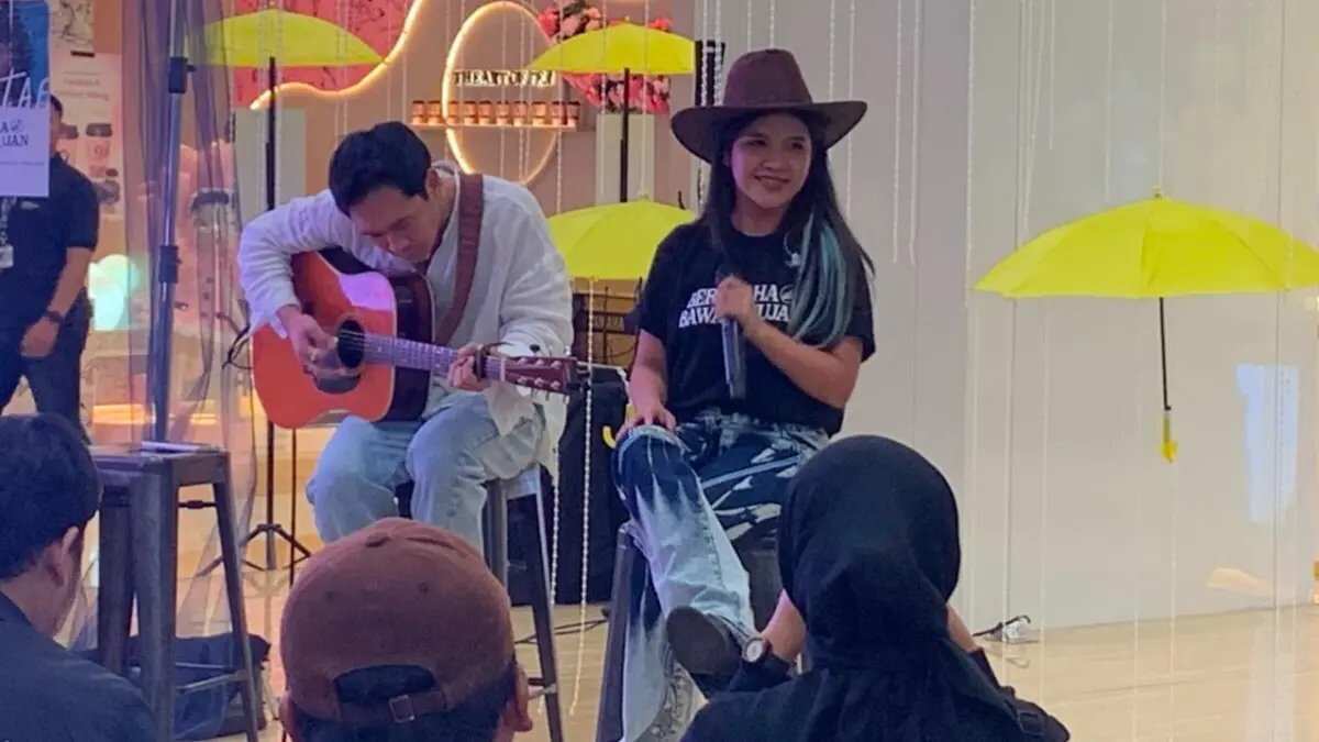 Idgitaf Mempersembahkan Album Terbaru di Panggung Teatrikal Idgitaf Mempersembahkan Album Terbaru di Panggung Teatrikal