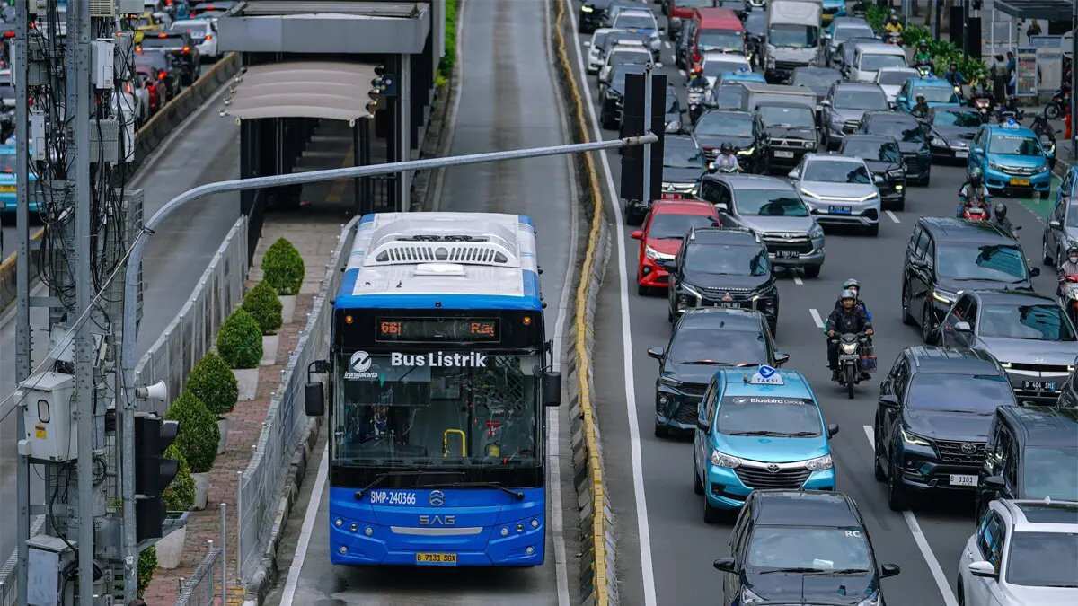 Investigasi Kecelakaan Bus di Pancoran: Menyoroti Tanggung Jawab Pengemudi Investigasi Kecelakaan Bus di Pancoran: Menyoroti Tanggung Jawab Pengemudi