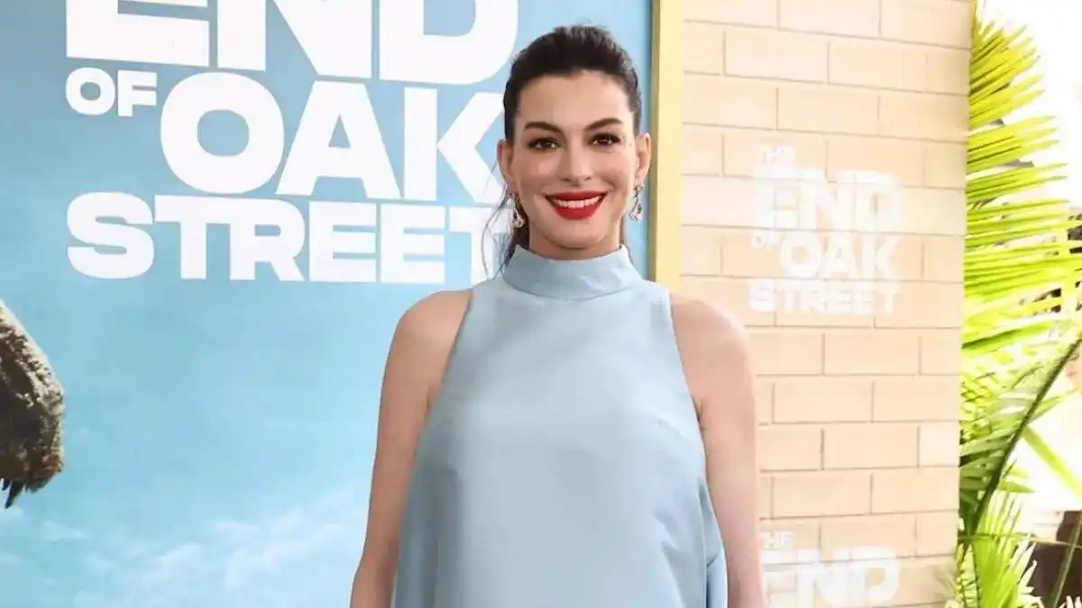 Anne Hathaway Tetap Produktif di Tengah Kehamilan Anak Ketiga
