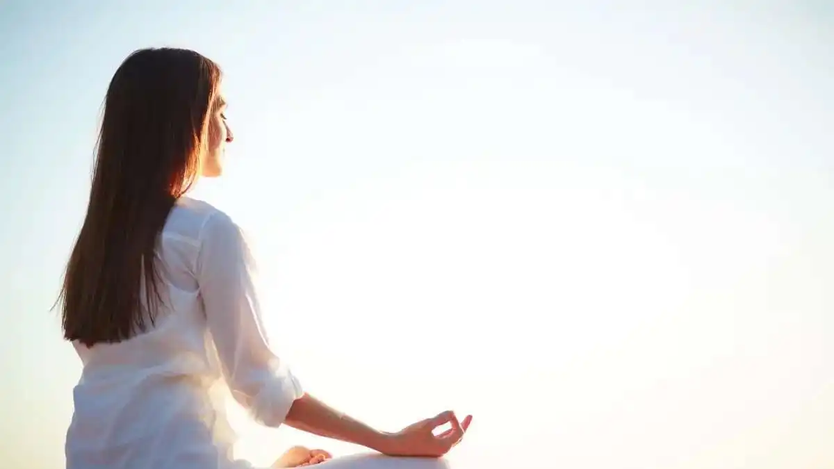 Dampak Meditasi Jangka Panjang pada Otak