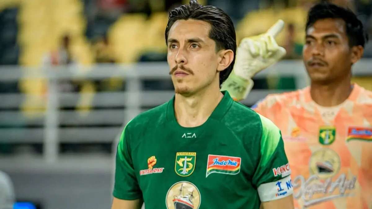 Persebaya Surabaya Siap Hadapi Bhayangkara FC dengan 7 Pemain Asing Persebaya Surabaya Siap Hadapi Bhayangkara FC dengan 7 Pemain Asing