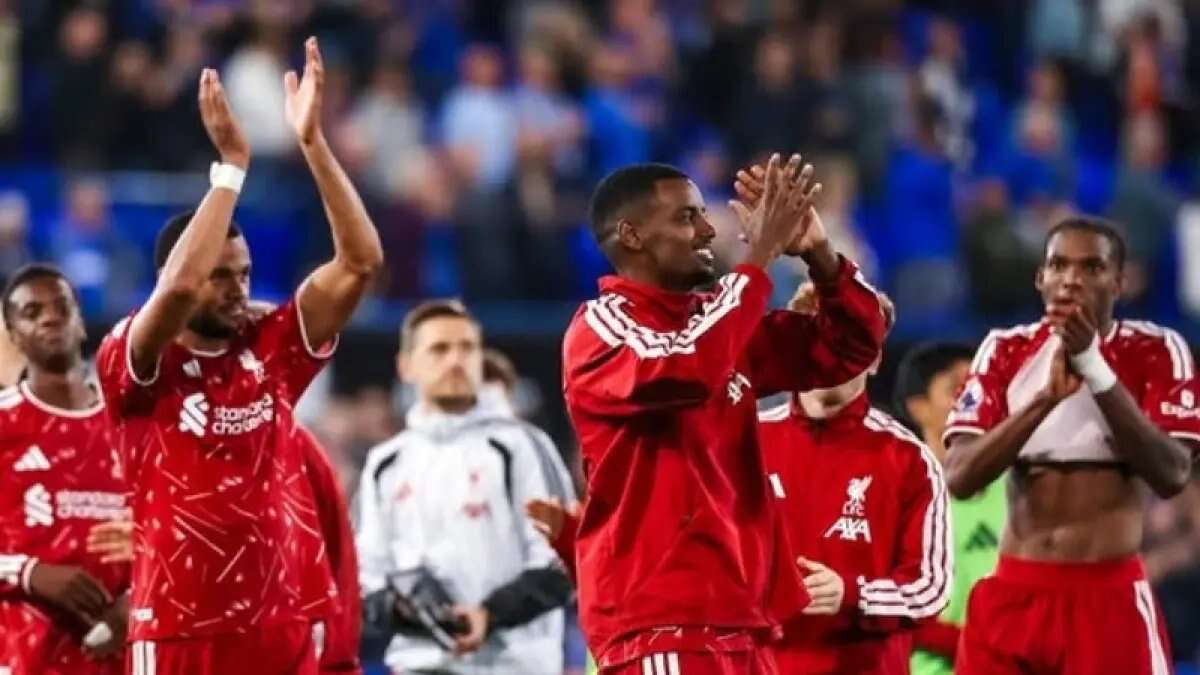 Liverpool Umumkan 25 Pemain untuk Liga Champions: Keputusan Mengejutkan Tanpa Dua Bintang Senior Liverpool Umumkan 25 Pemain untuk Liga Champions: Keputusan Mengejutkan Tanpa Dua Bintang Senior